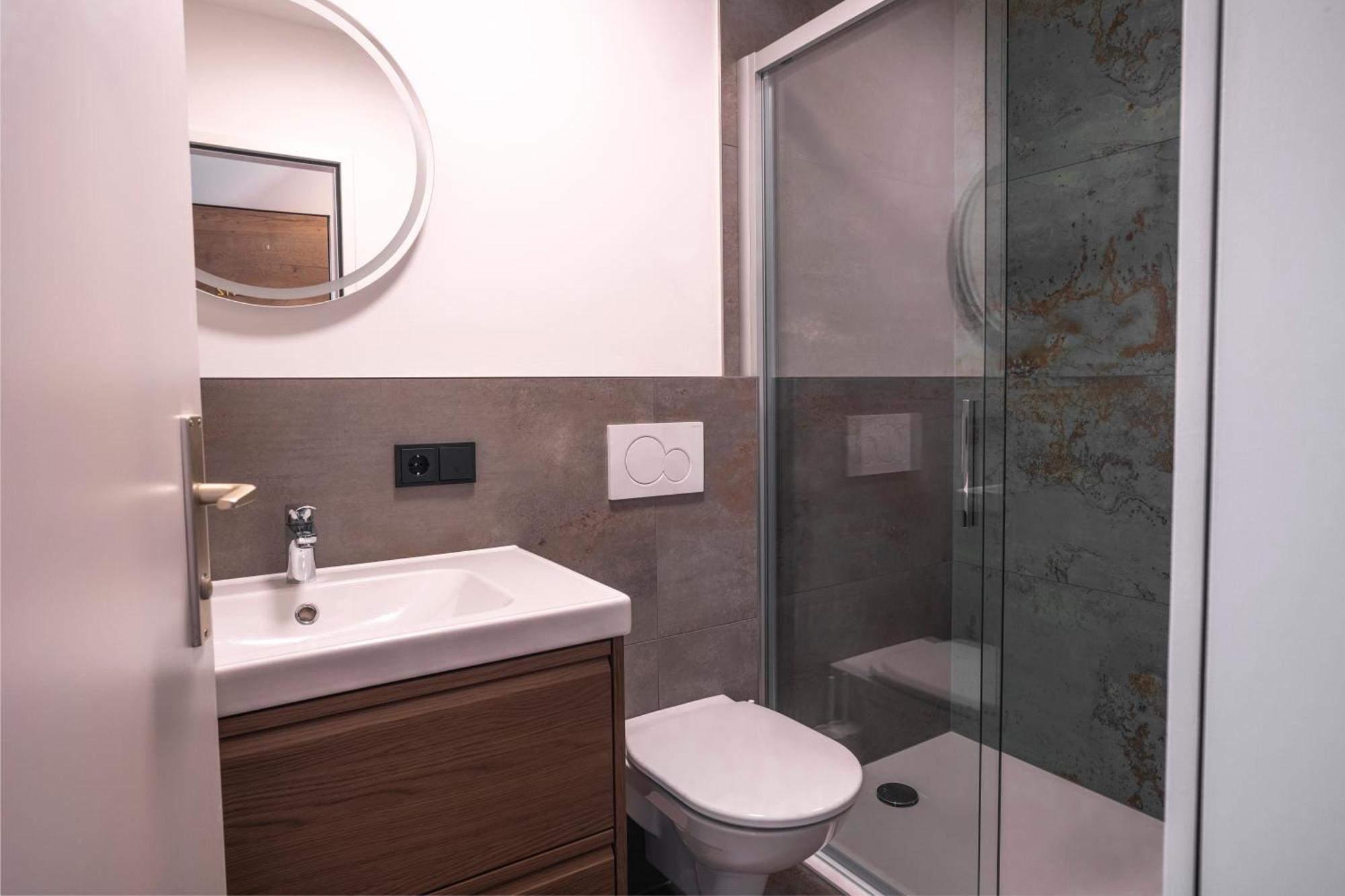 Suite Apartment Modern Getaway - Neu Renoviert - Strobl Am Wolfgangsee Exterior foto
